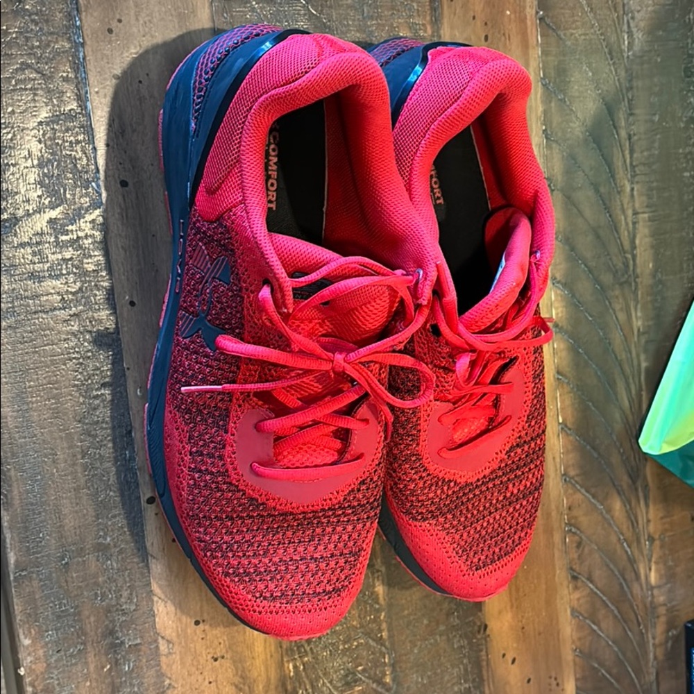 Mens sneakers